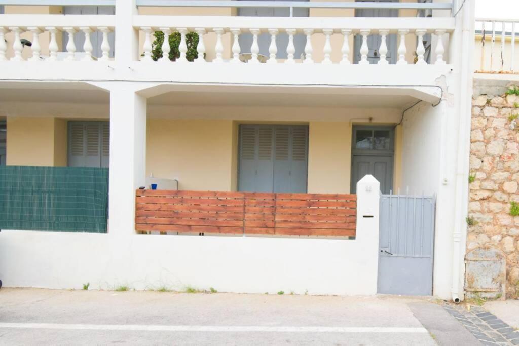 Le 92 Toulon Bas Faron Apartman Kültér fotó